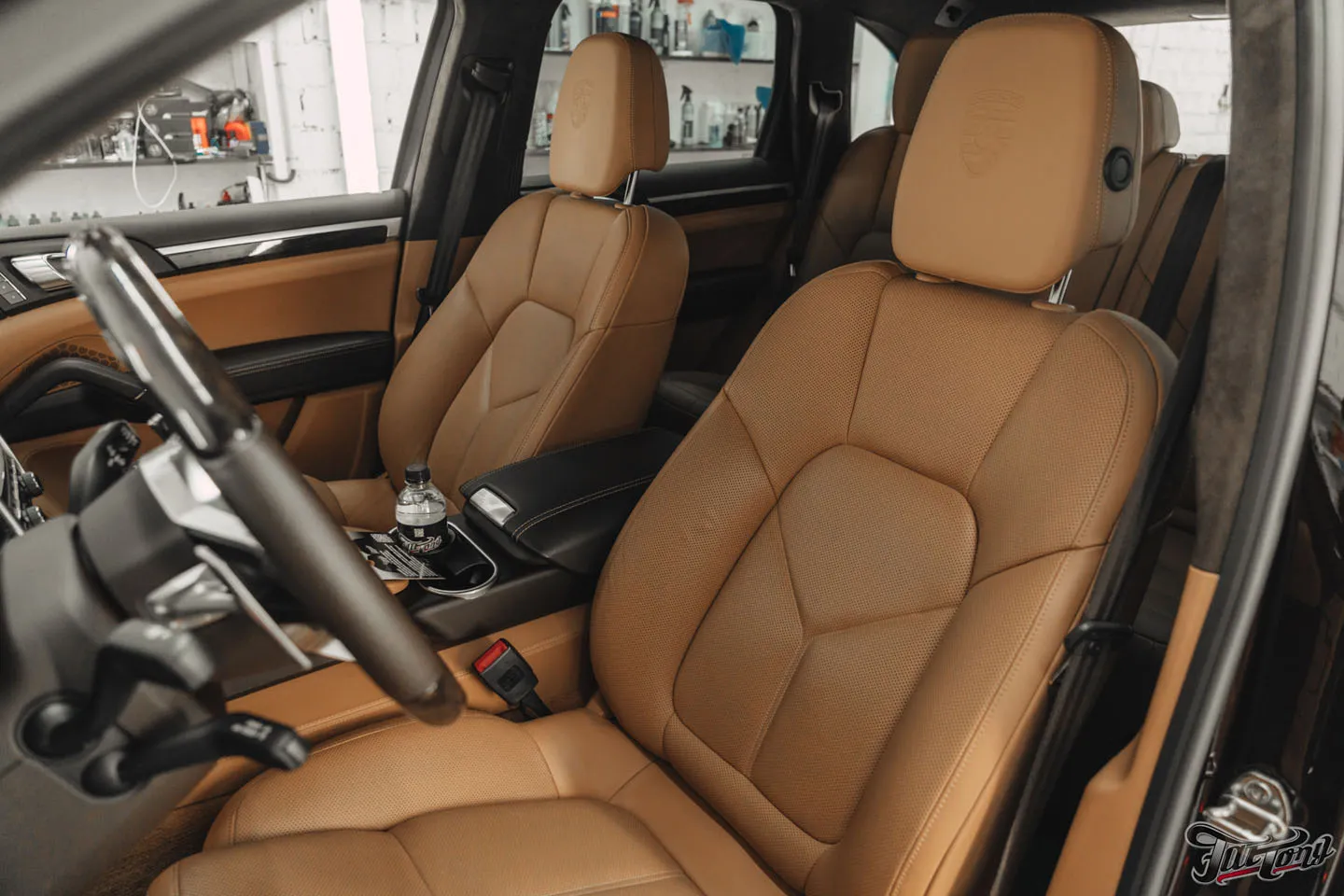 Детейлинг-услуги для Porsche Cayenne. Подготовим автомобиль к сезону?